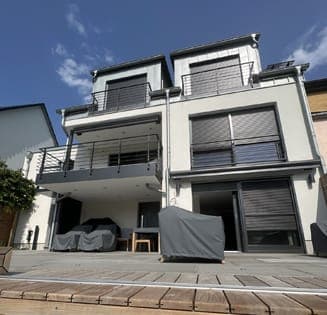 Modernes Einfamilienhaus mit KNX
